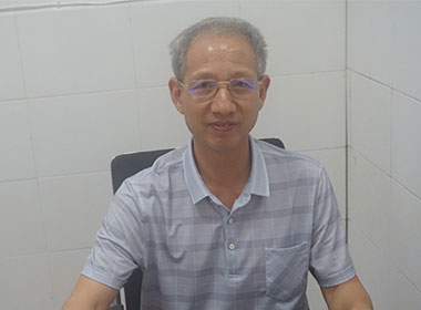 陈岳南 化学高级教师